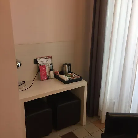 您的客房旅馆 招待所