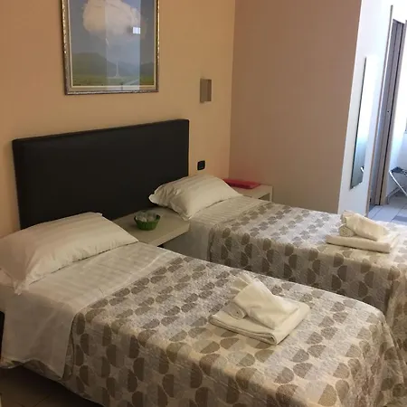 您的客房旅馆 2* 罗马